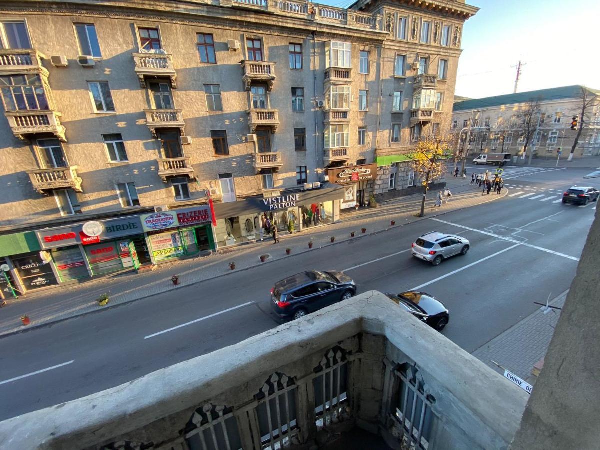 White New Apartments Ultracentral 2-Rooms In The Heart Chisinau Exterior photo
