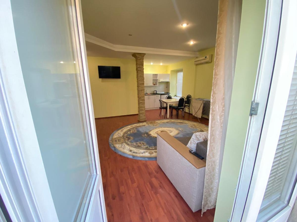 White New Apartments Ultracentral 2-Rooms In The Heart Chisinau Exterior photo